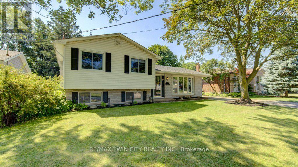 61 WINDSOR STREET - 2