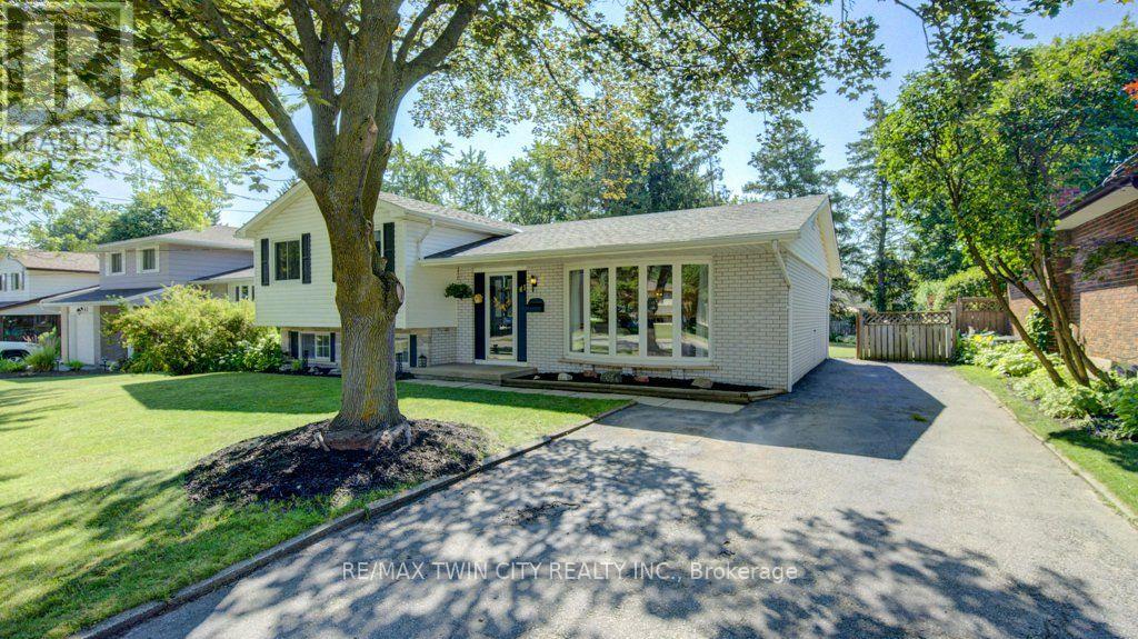 61 WINDSOR STREET - 3