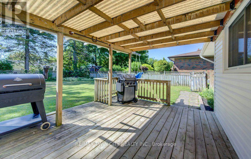 61 WINDSOR STREET - 35