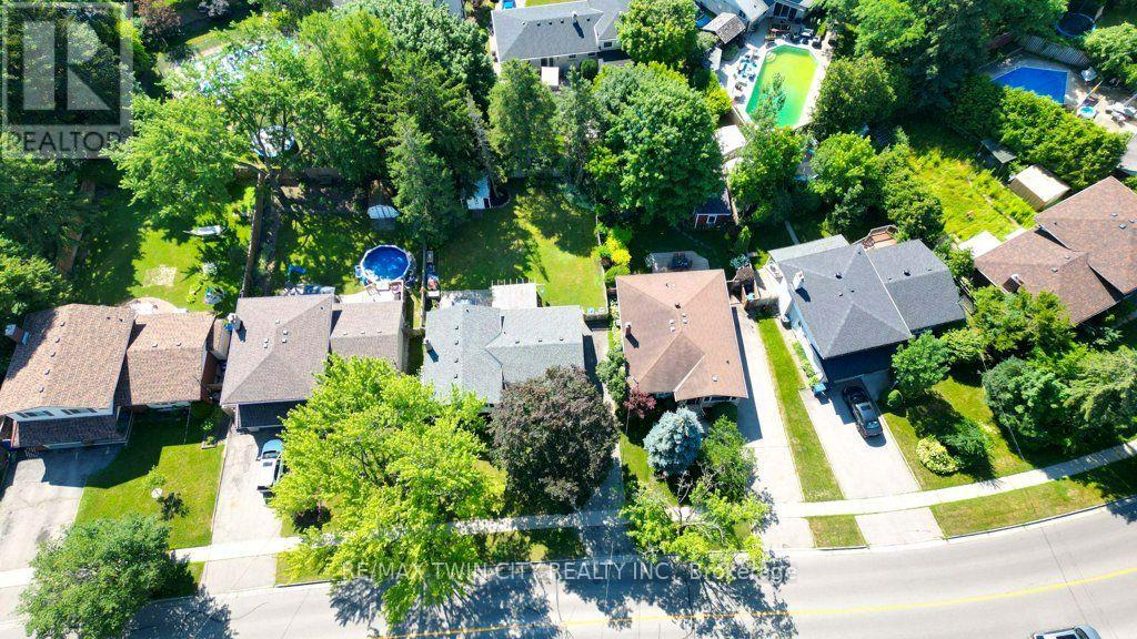 61 WINDSOR STREET - 42