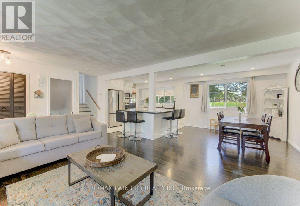 61 WINDSOR STREET - 9