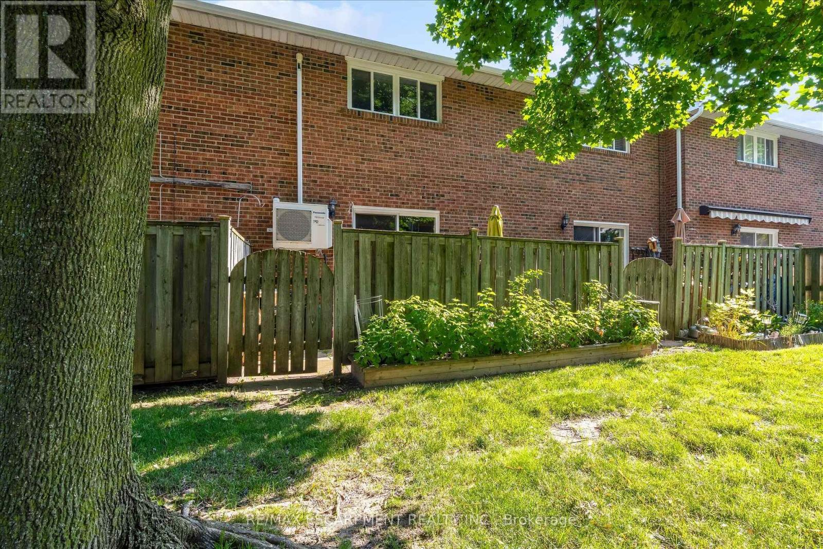 #41 125 LIVINGSTON AVENUE - 33