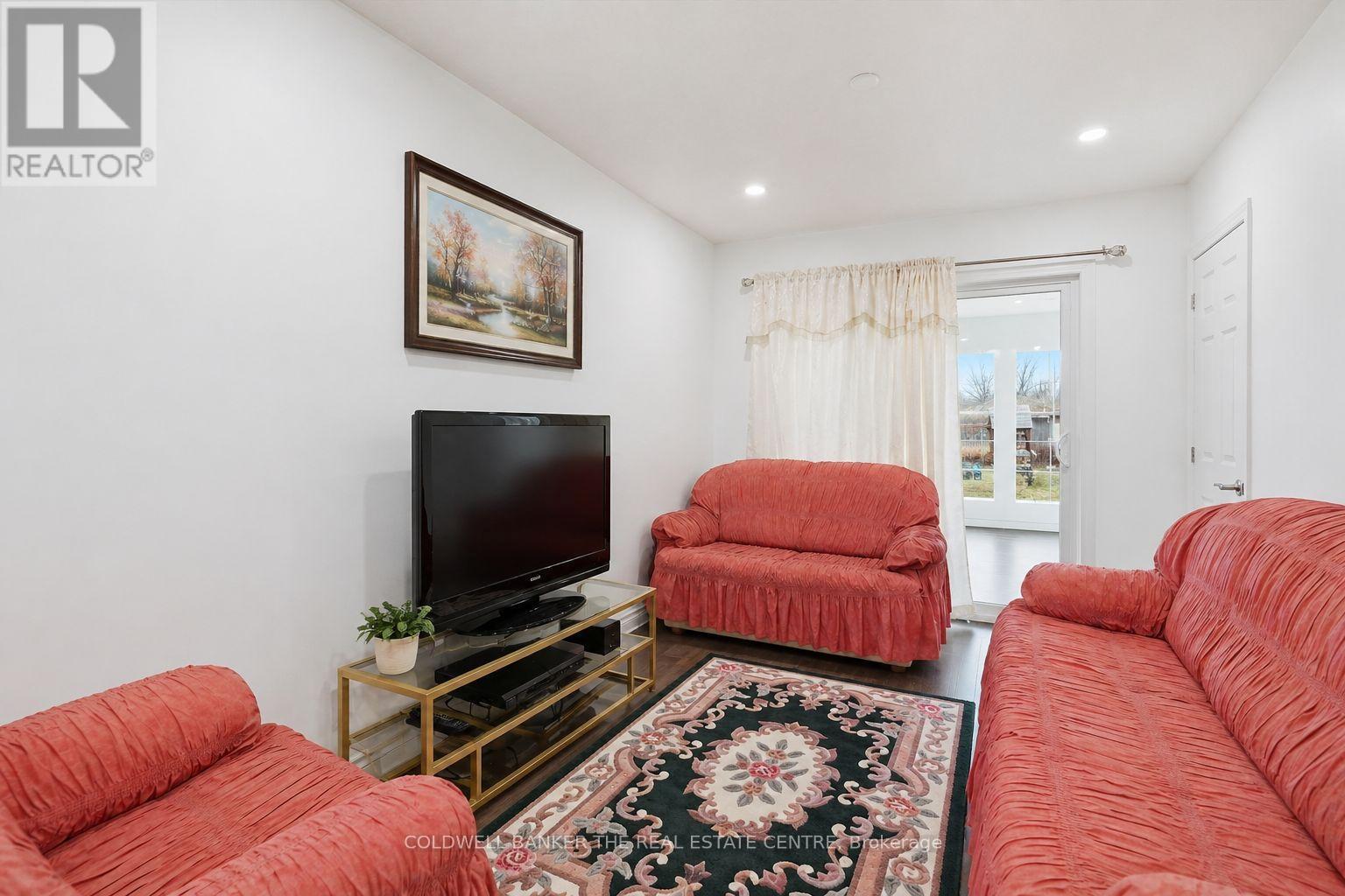 356 MOUNTAIN ROAD - Image 13