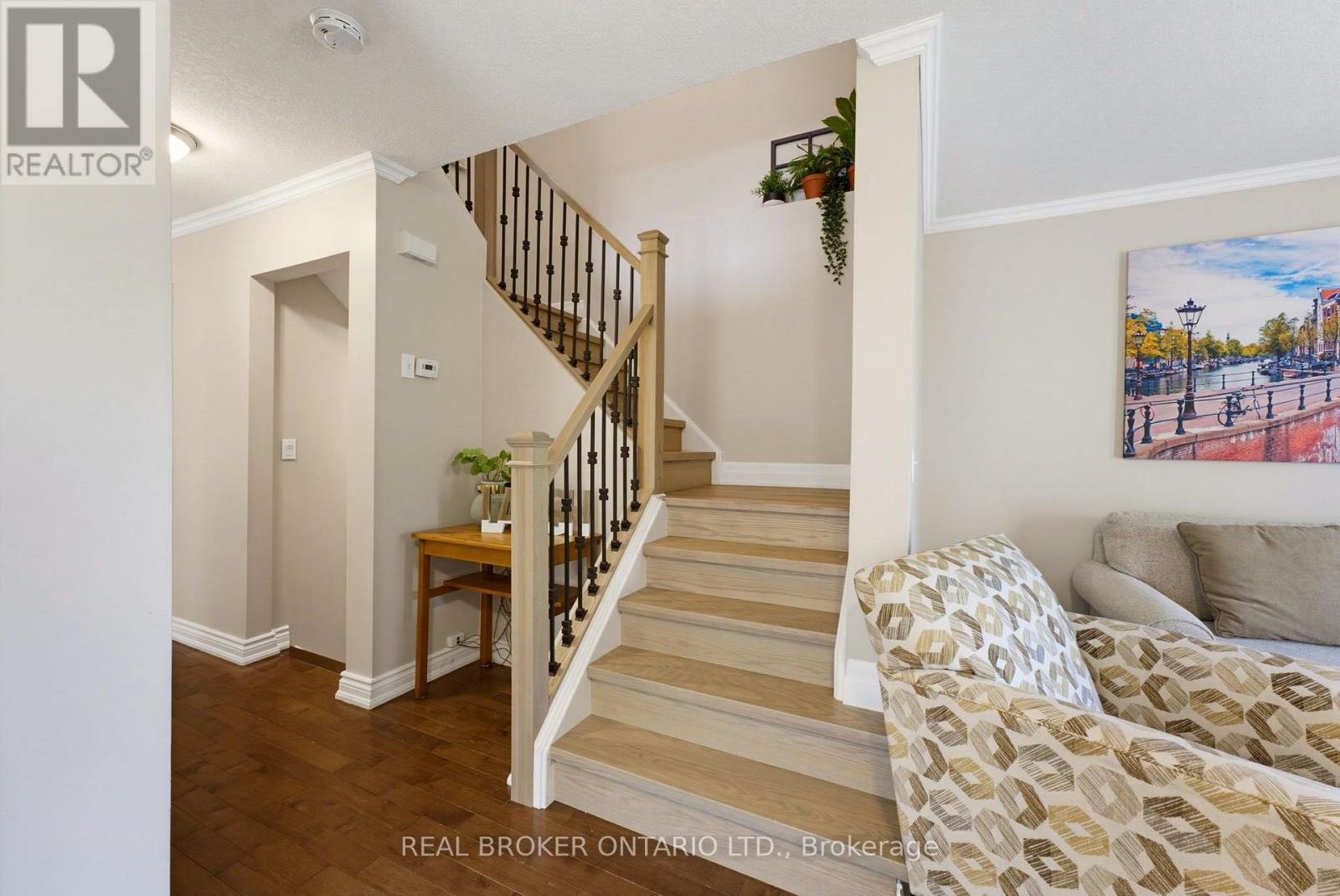 520 MAYFLOWER STREET - 14