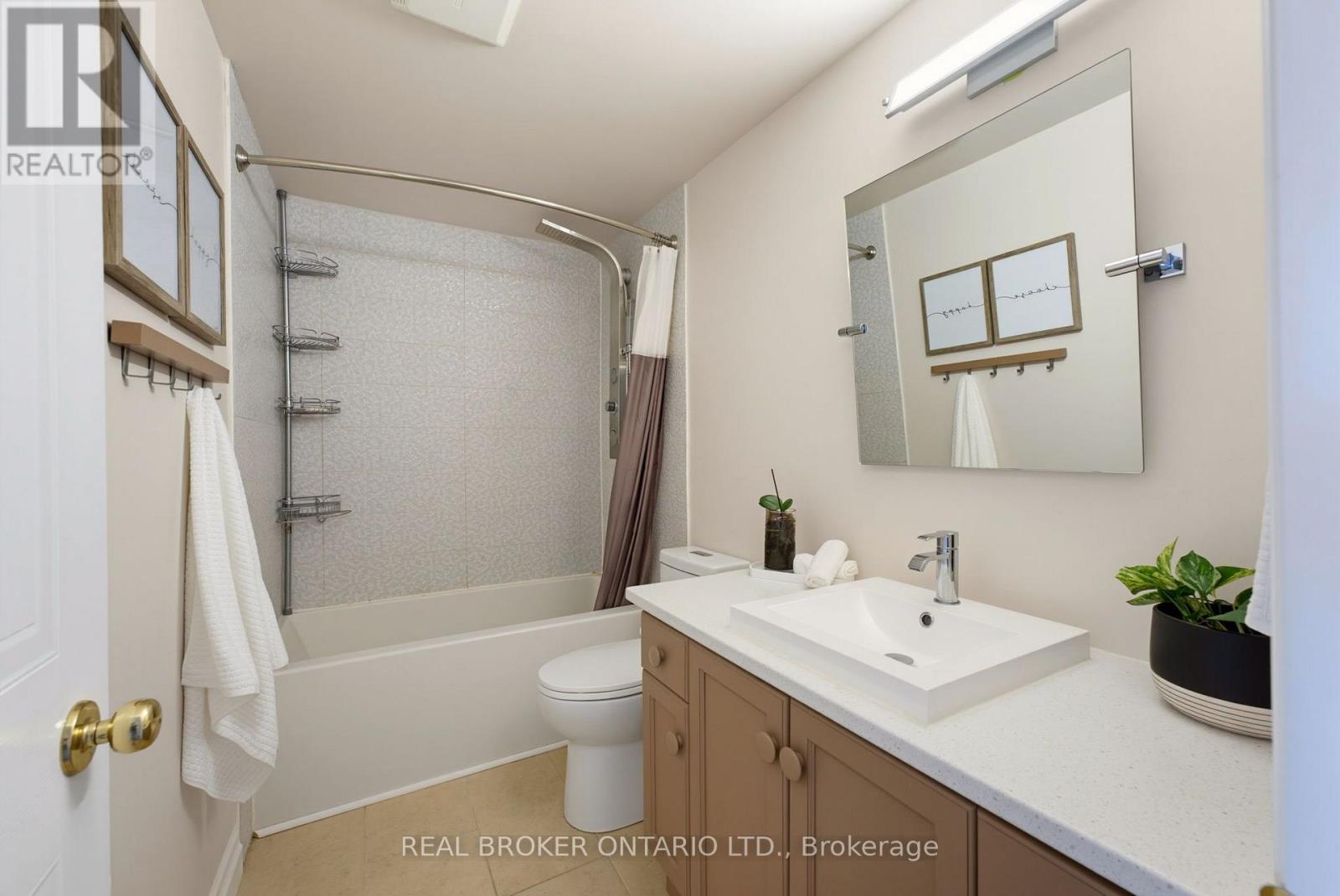520 MAYFLOWER STREET - 21