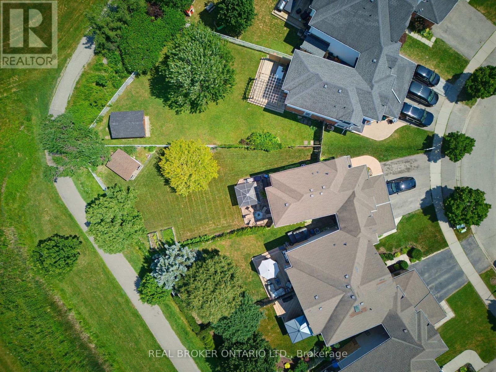 520 MAYFLOWER STREET - 34
