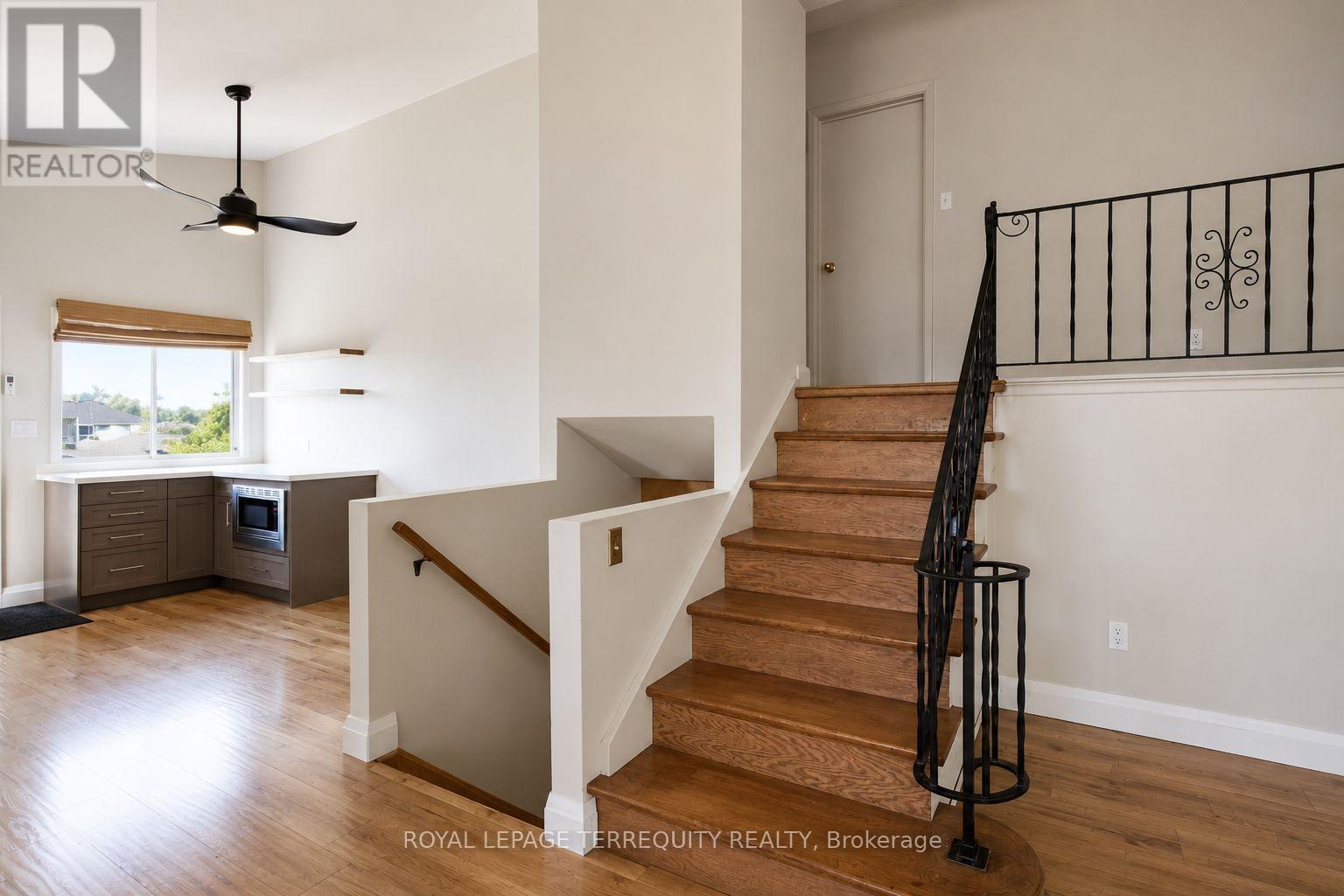71251 BLUEWATER HIGHWAY - 13