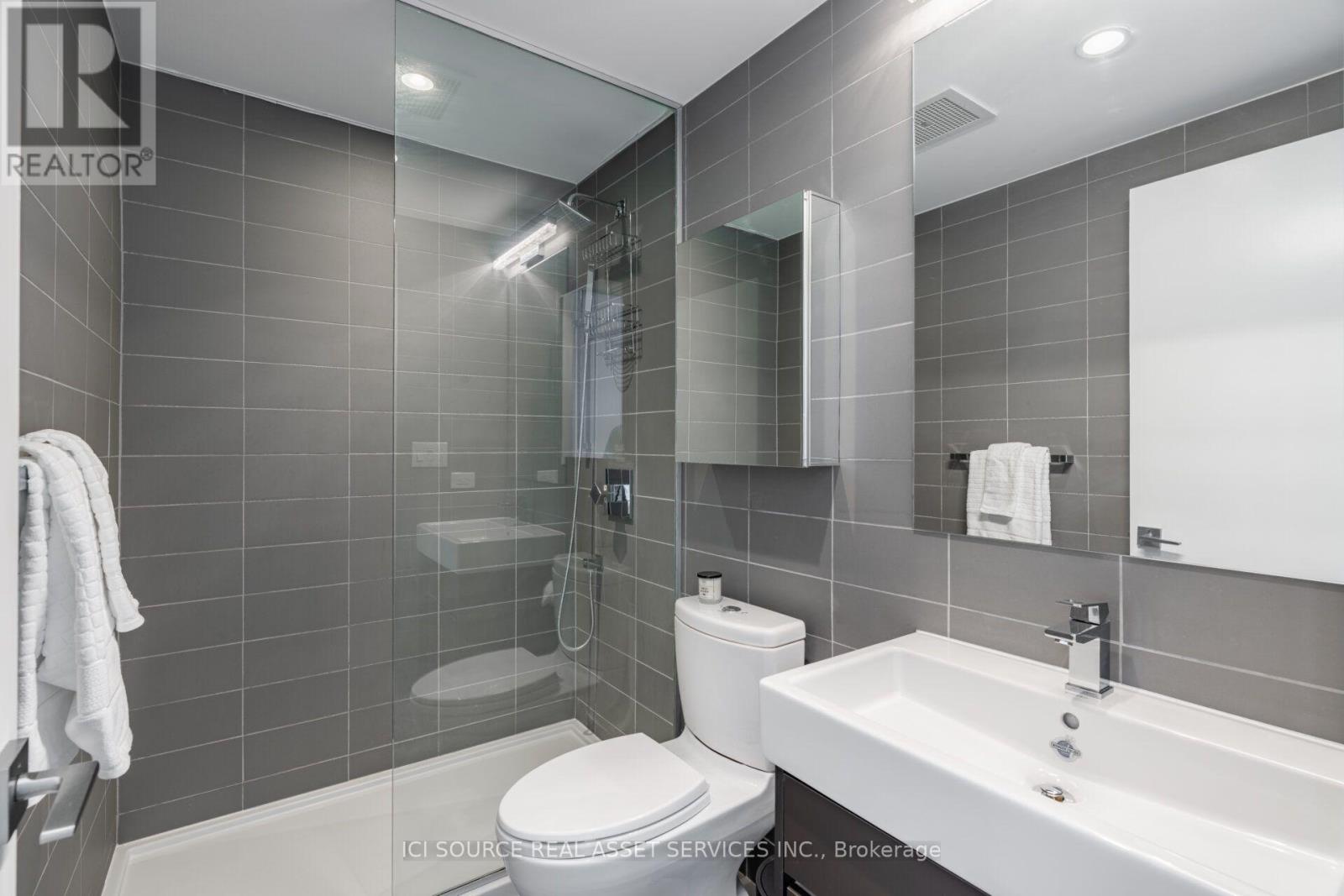 2202 – 199 SLATER STREET, Ottawa. Luxury613. By Peter Sagos - Image 6