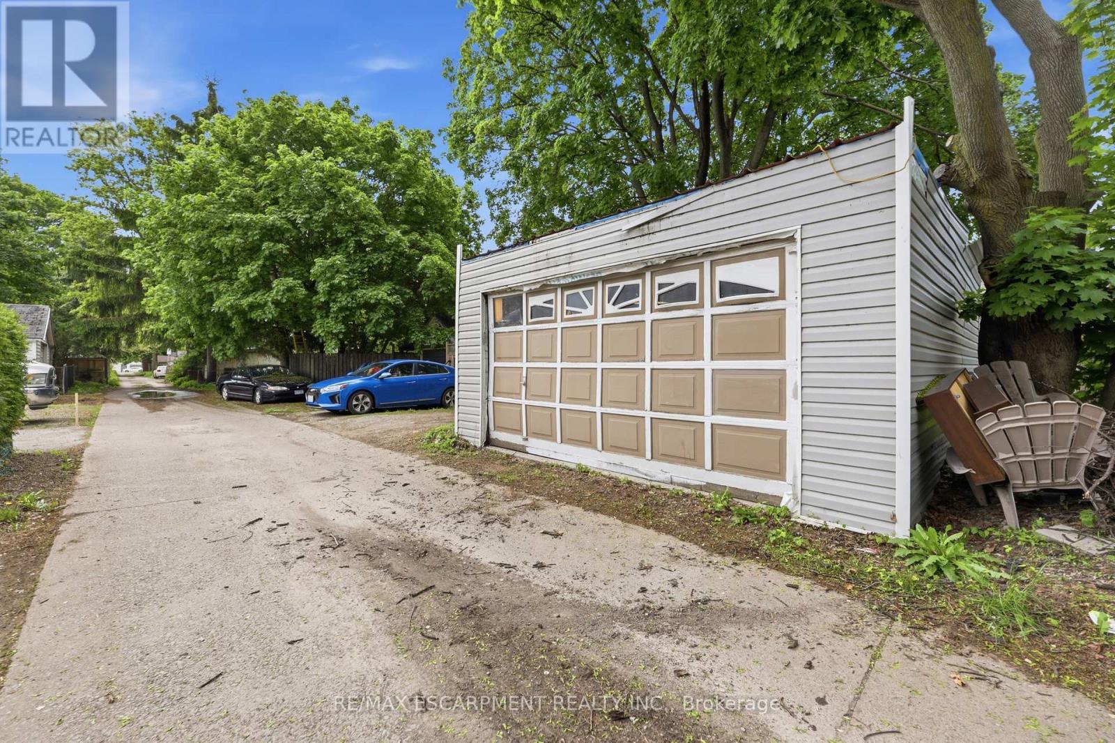 23 EAST 21ST STREET - 50