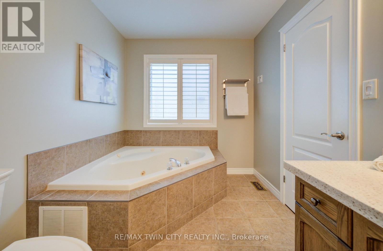 18 CHERRY AVENUE - Image 26