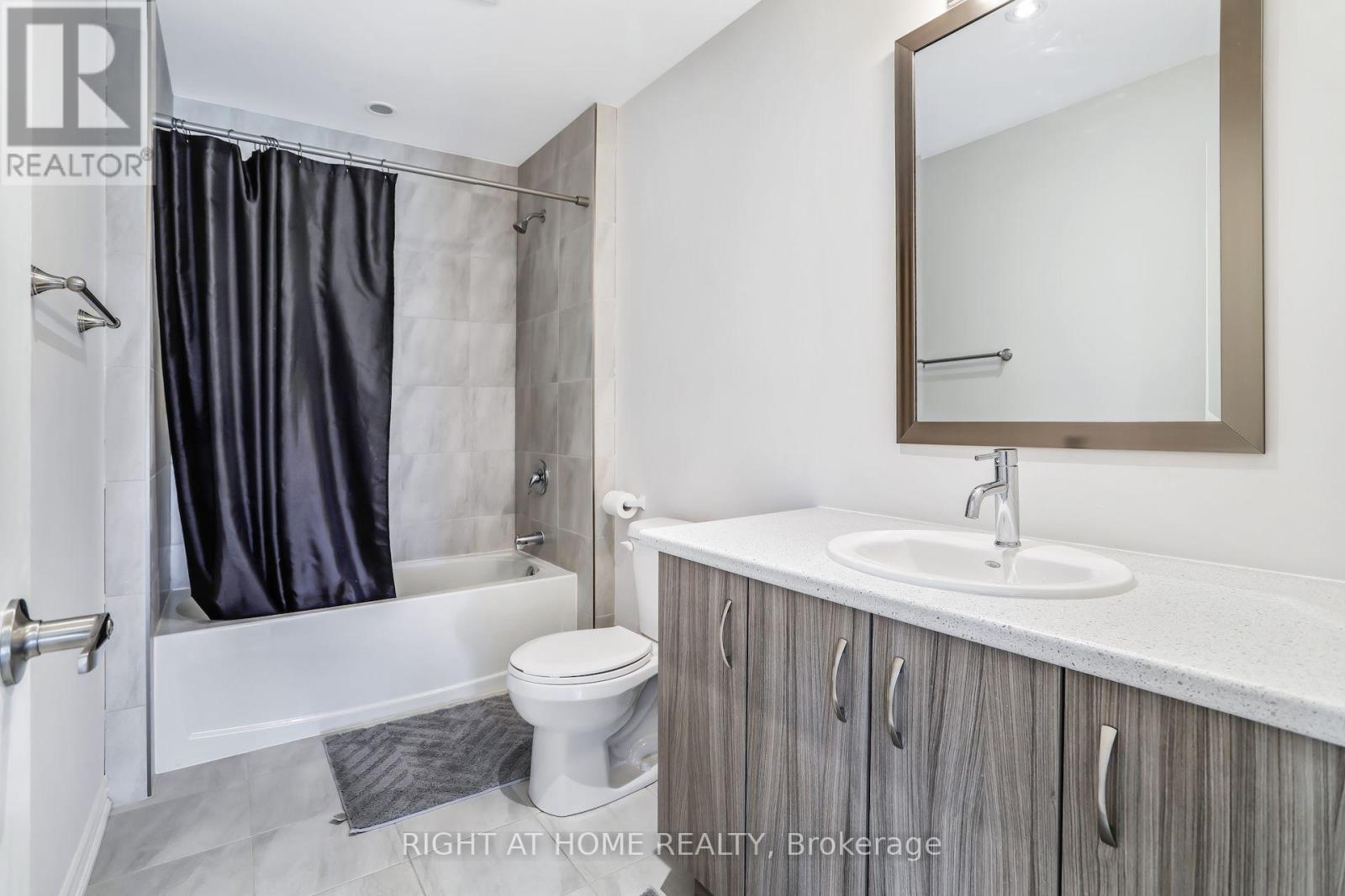 #141 115 DELPHI COURT - 13