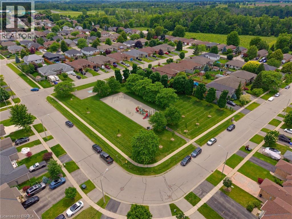 125 WHITLAW Way - 22