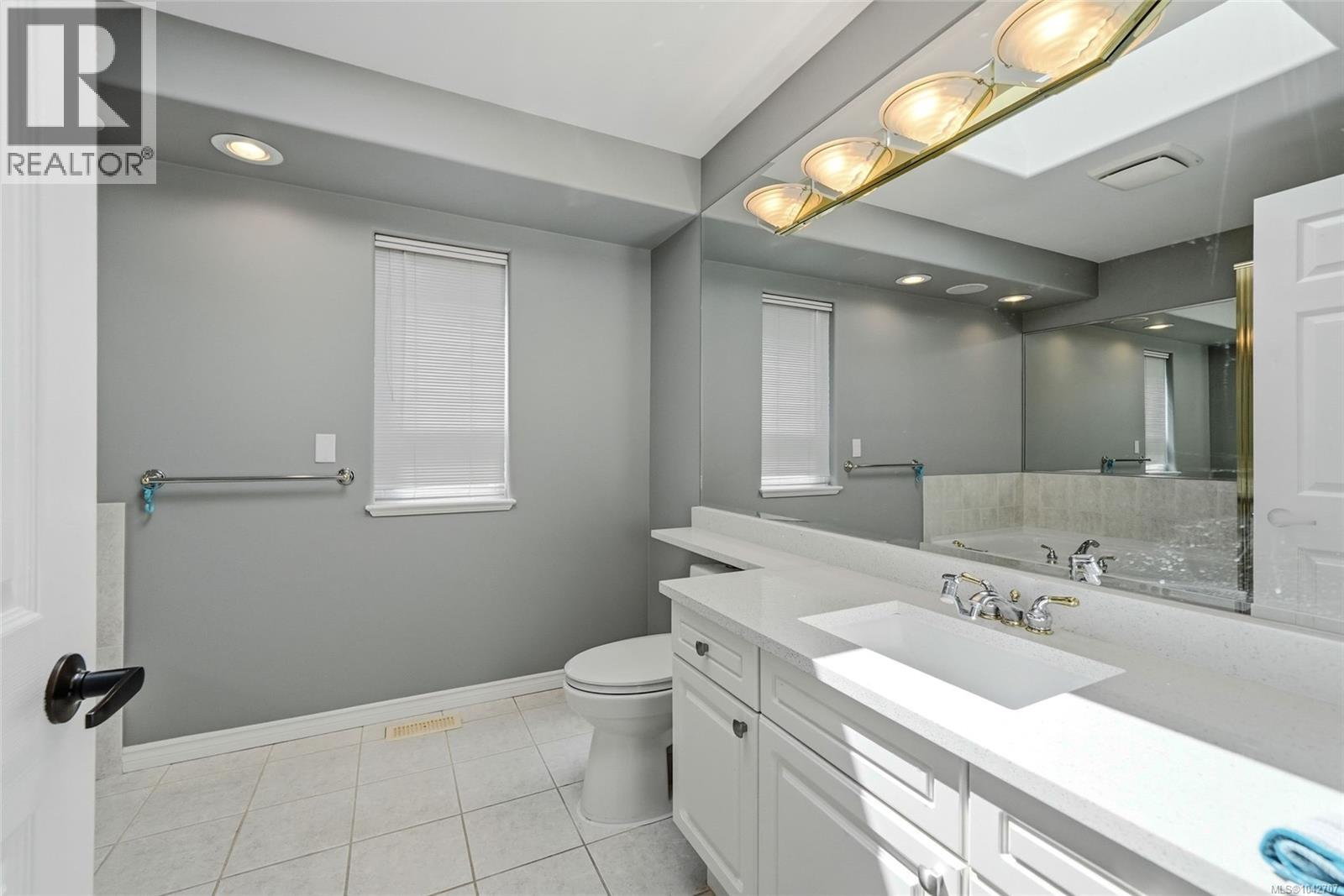 6547 Peregrine Rd, Nanaimo