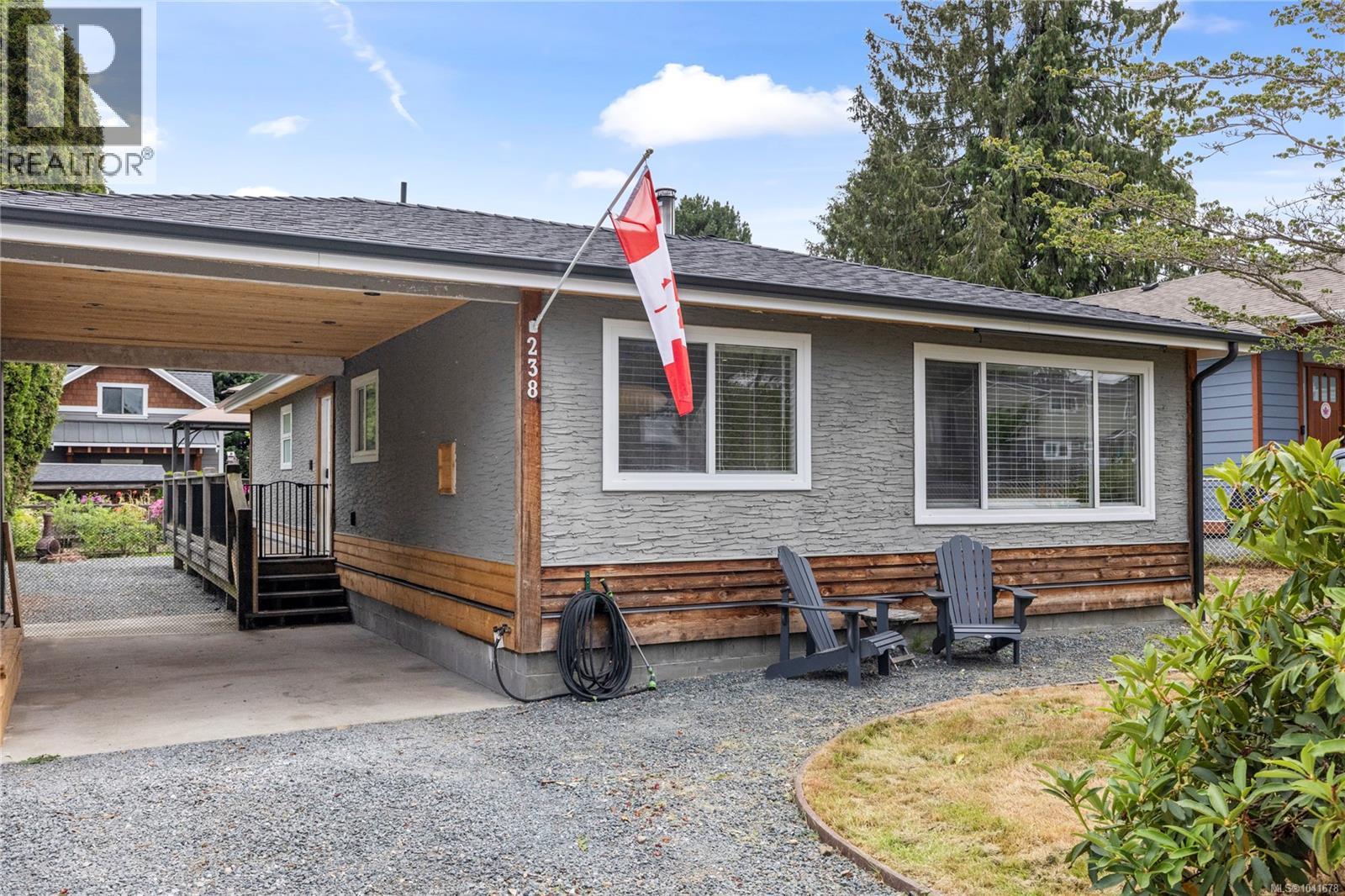 238 Bagshaw St, Parksville