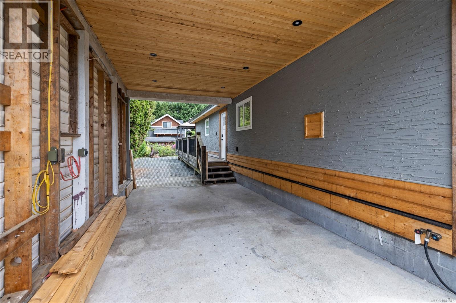 238 Bagshaw St, Parksville
