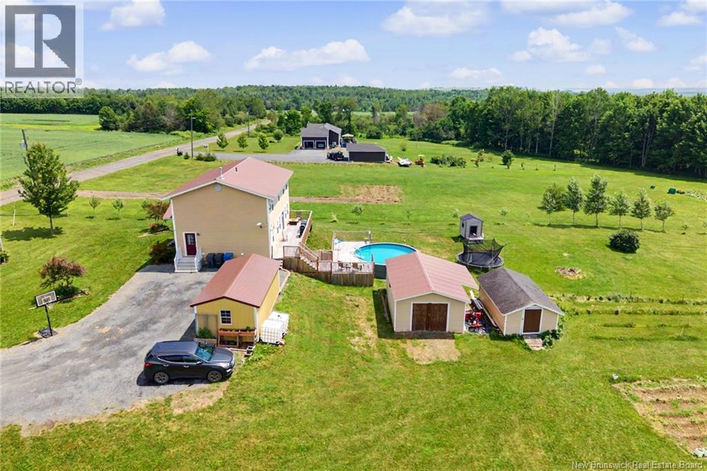 225 Jamieson Road - 43