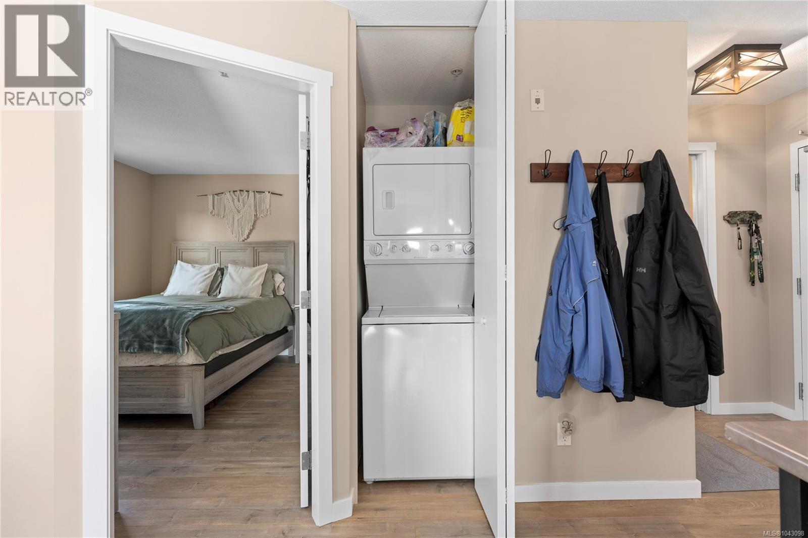 #310 555 Franklyn St - 13