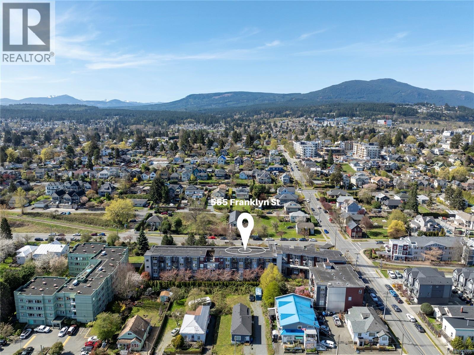 #310 555 Franklyn St - 26