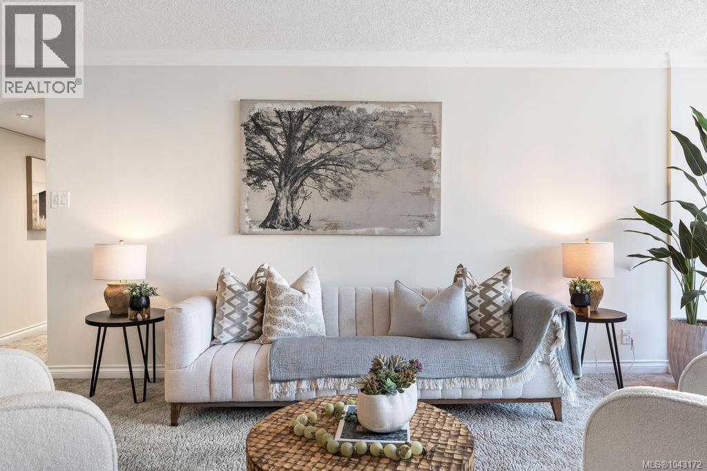 #306 525 Broughton St - 9