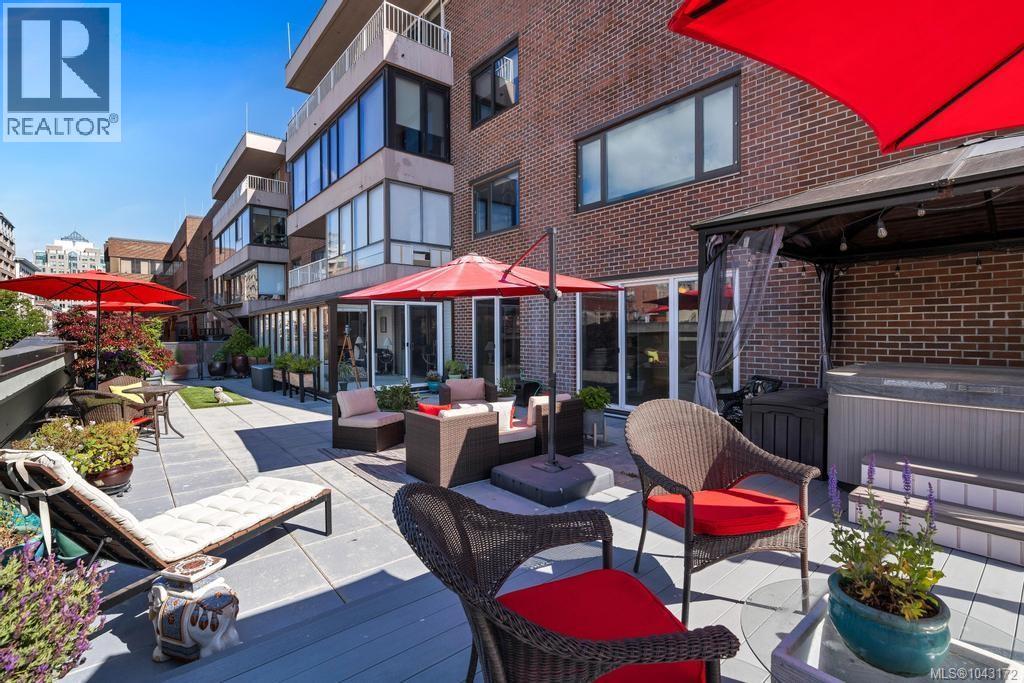 #306 525 Broughton St - 2