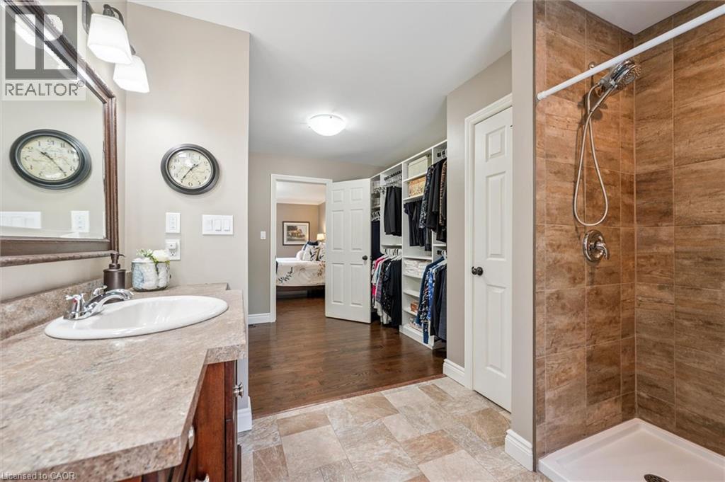 495190 TRAVERSTON Road - 20