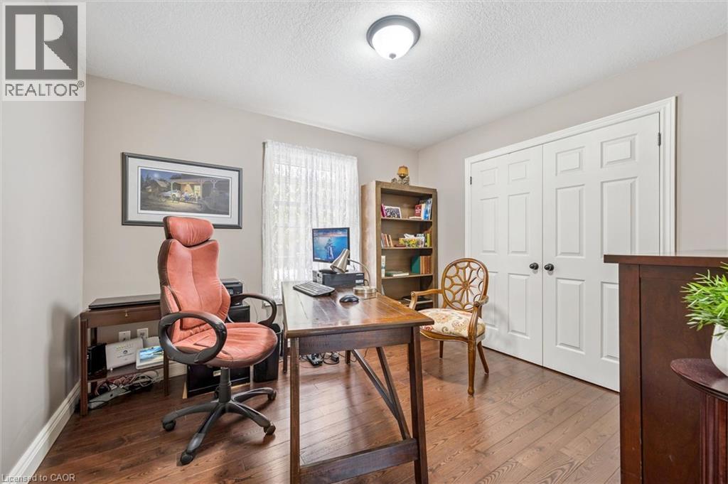 495190 TRAVERSTON Road - 13