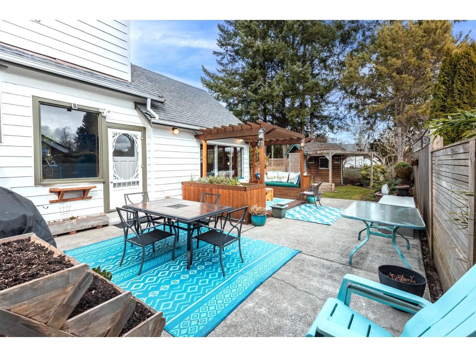 1196 HABGOOD STREET, White Rock