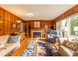 1196 Habgood Street, White Rock, BC V4B4W9 Photo 9