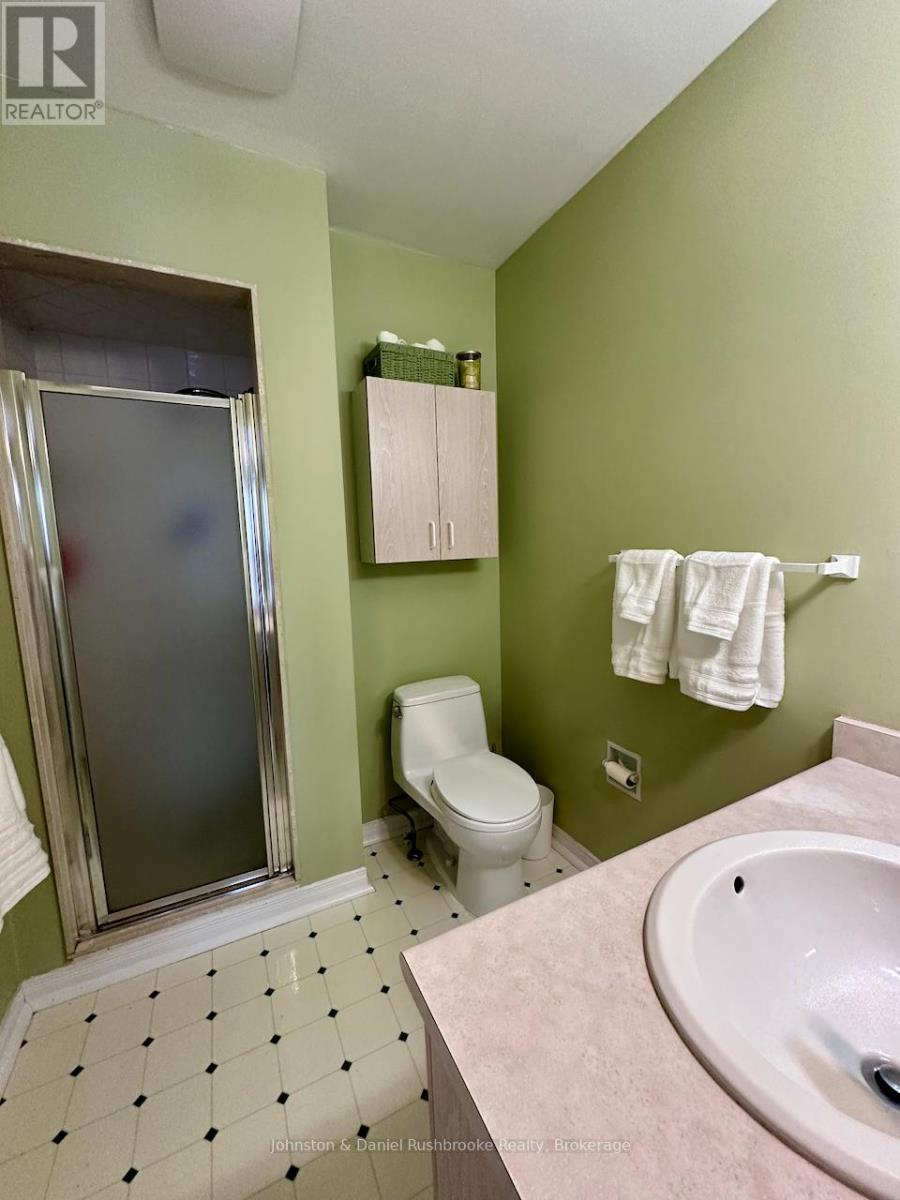 39 SHORELINE DRIVE - 23