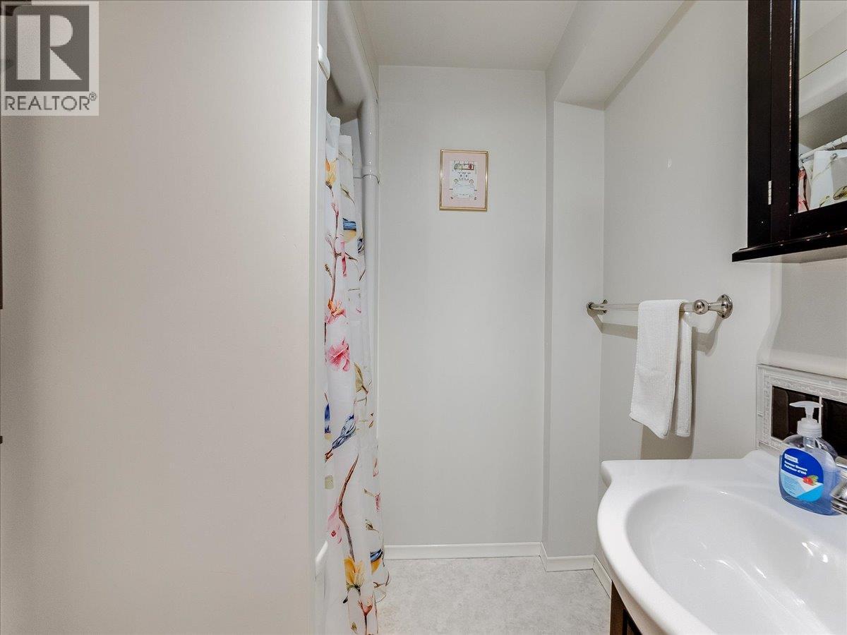 1120 Columbia Avenue - 26