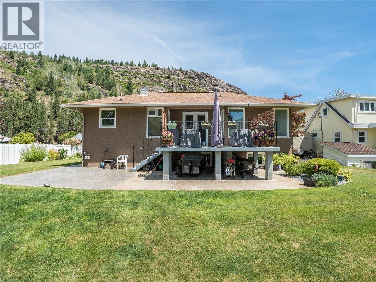 1120 Columbia Avenue - 37
