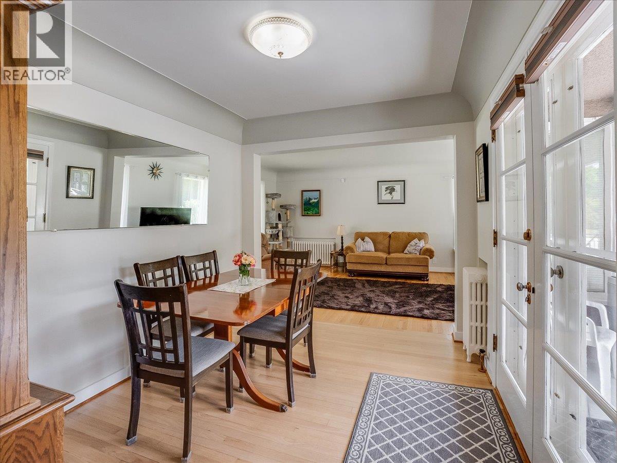 1120 Columbia Avenue - 8
