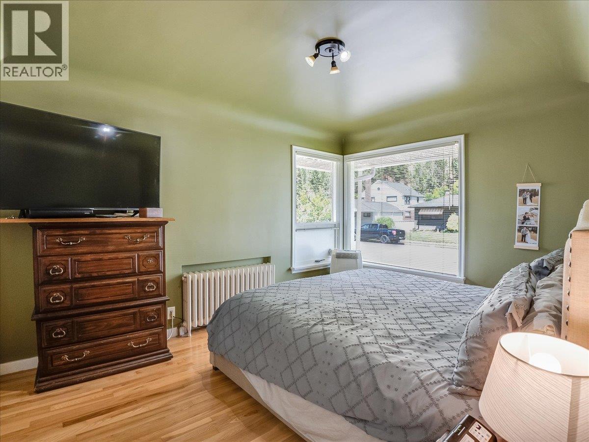 1120 Columbia Avenue - 19