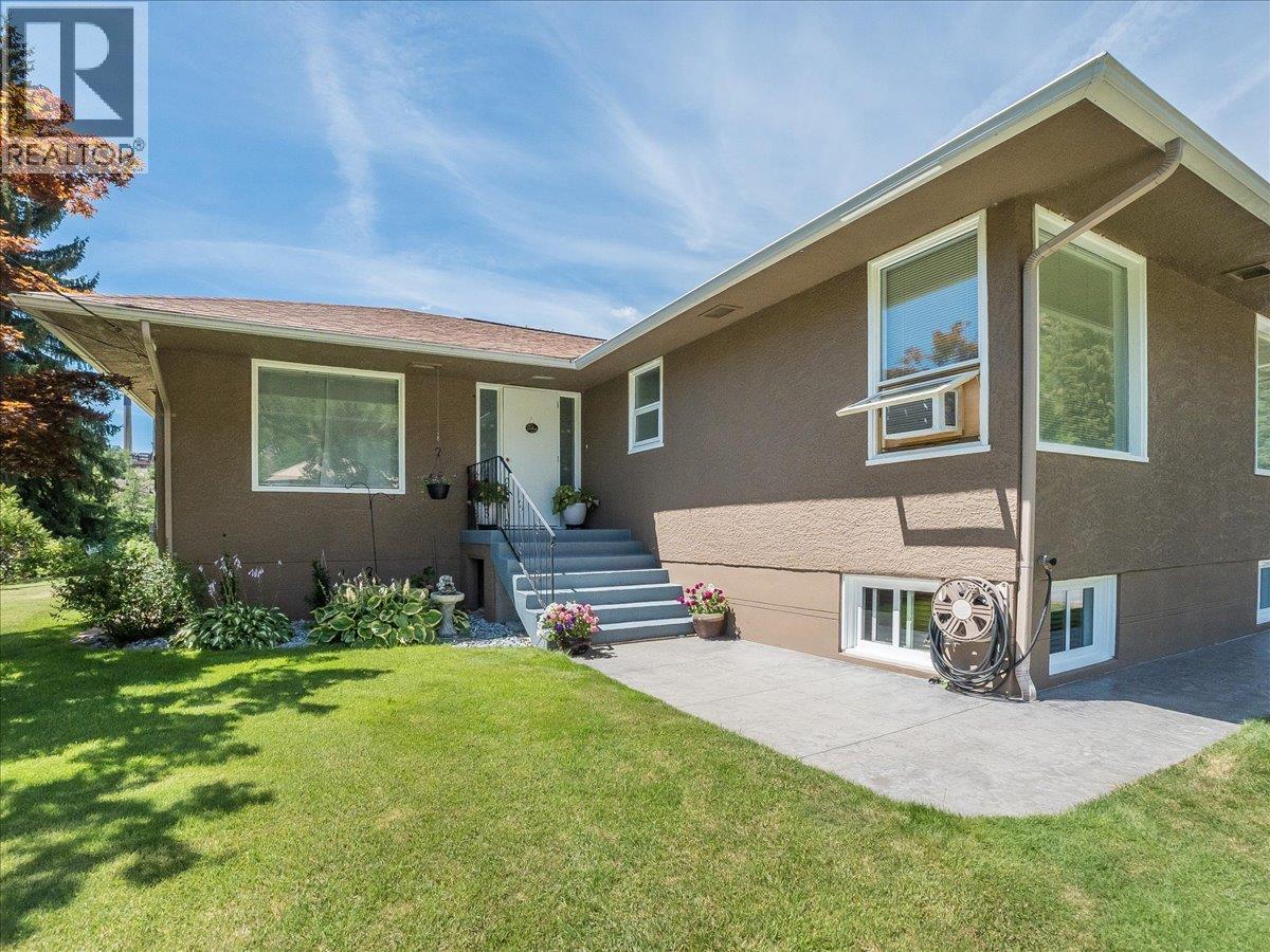 1120 Columbia Avenue - 33
