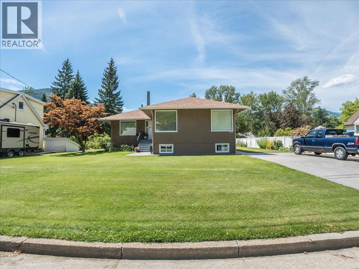 1120 Columbia Avenue - 55