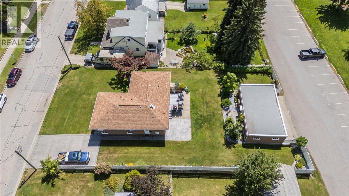 1120 Columbia Avenue - 47