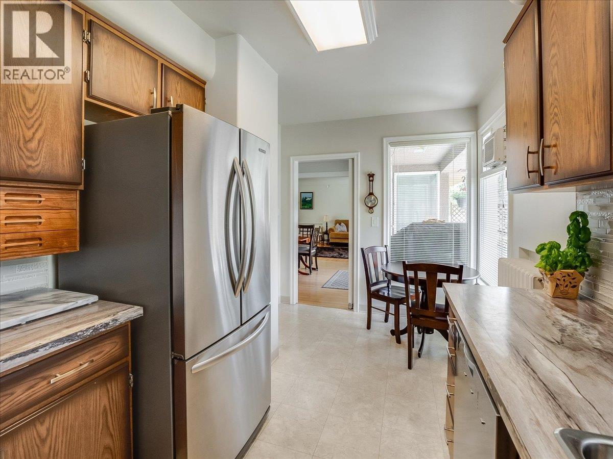 1120 Columbia Avenue - 6