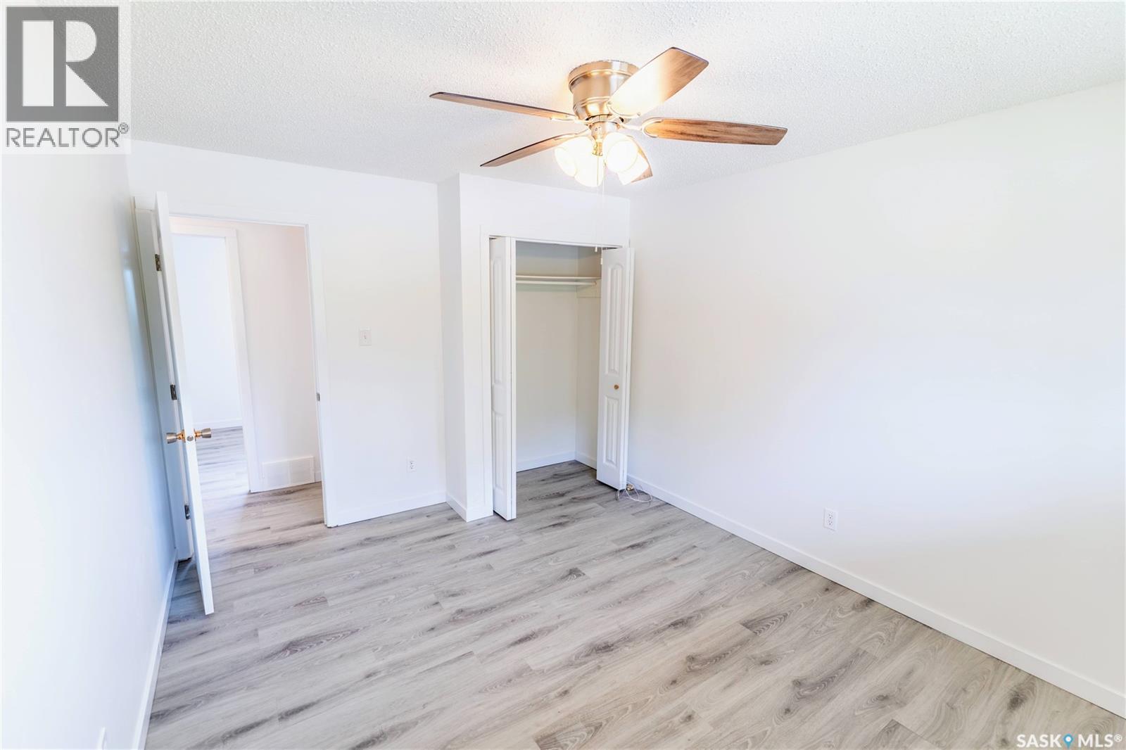 1415 Caribou STREET W - 18