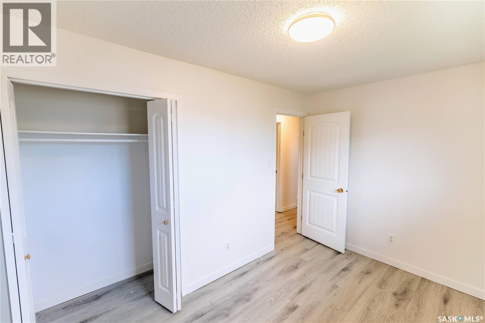 1415 Caribou STREET W - 21