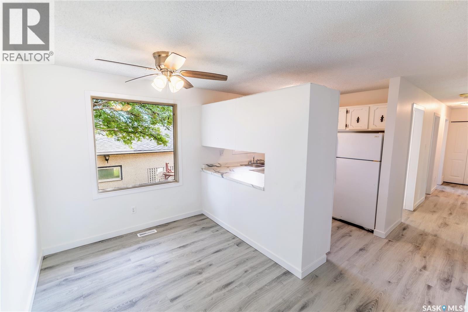 1415 Caribou STREET W - 8