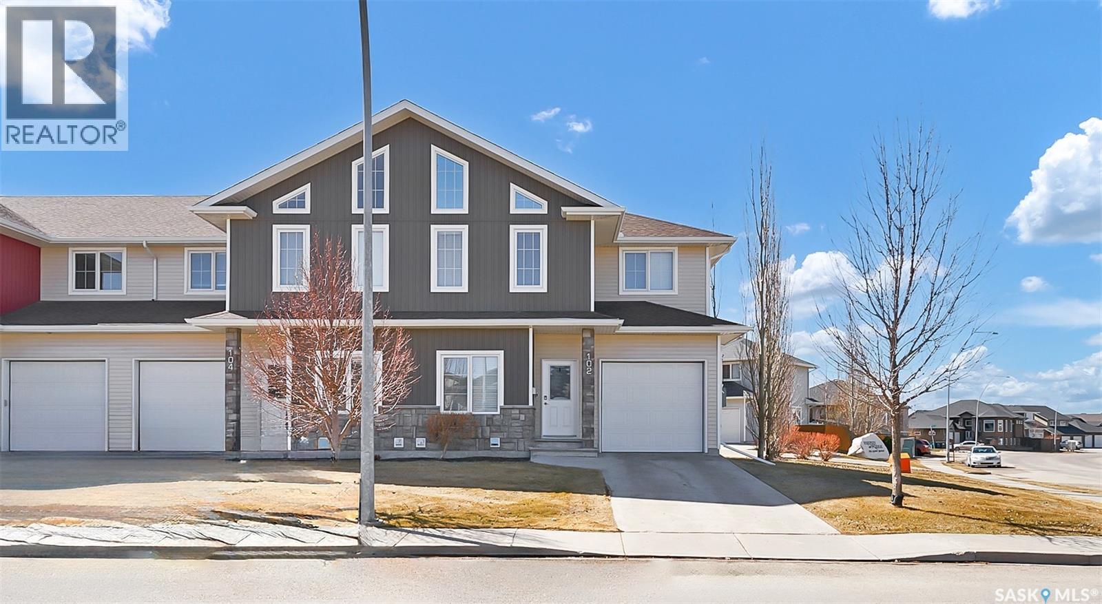 #102 Atton CRESCENT - 1
