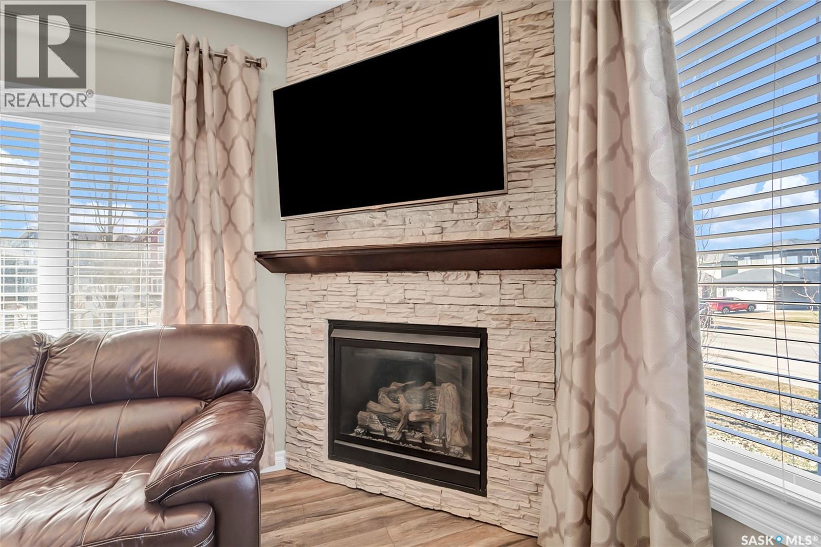 #102 Atton CRESCENT - 11