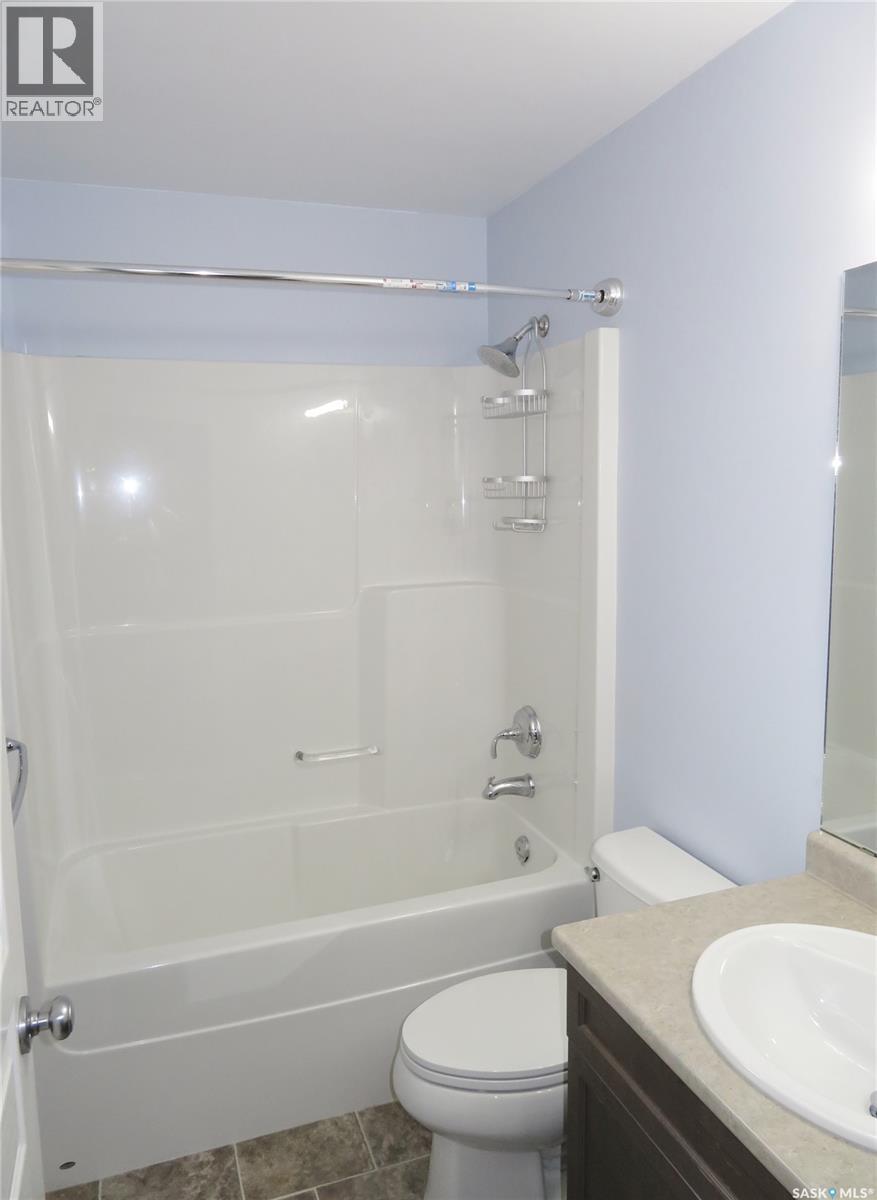 1214 Rempel CRESCENT - 14