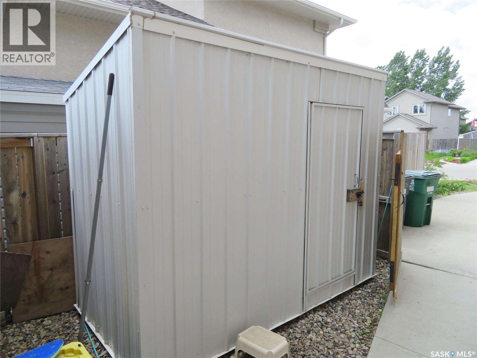 1214 Rempel CRESCENT - 27