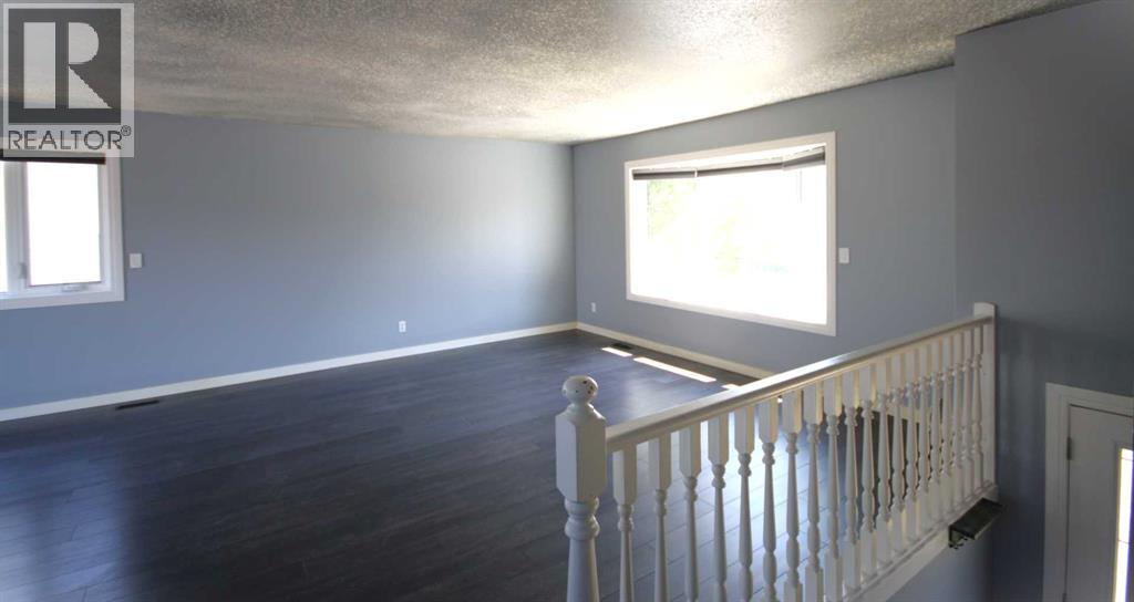209 Strathaven Bay - 10