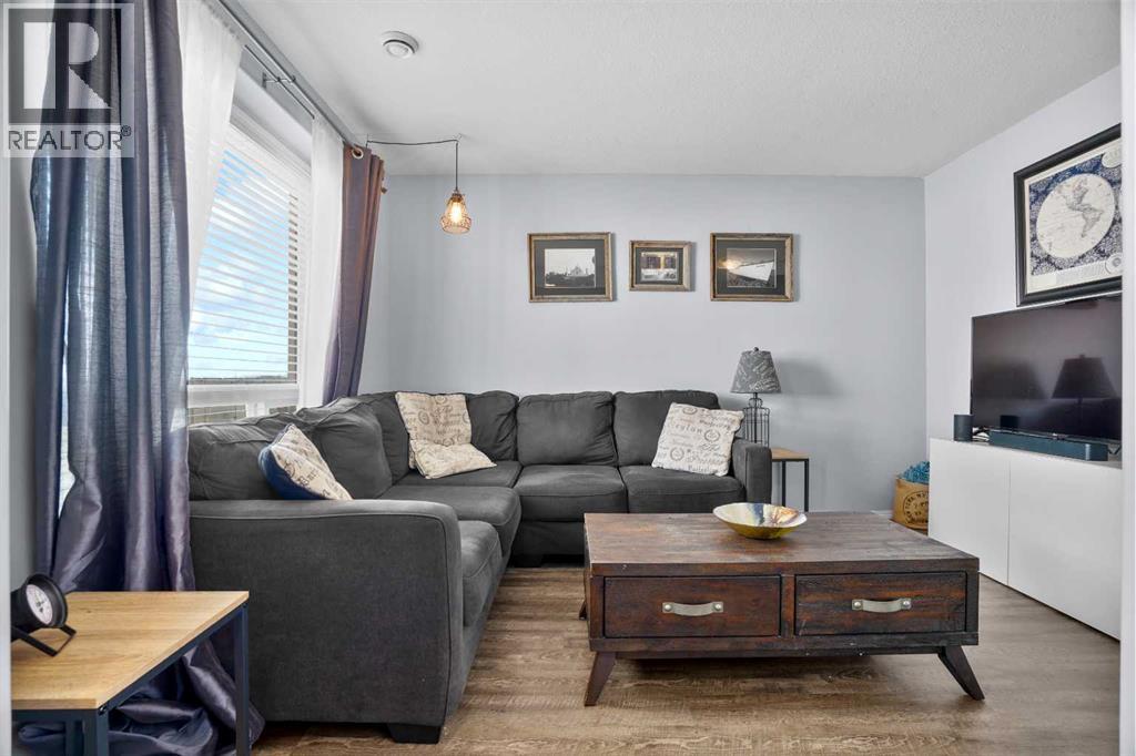 302 Sunrise Terrace NE - 6