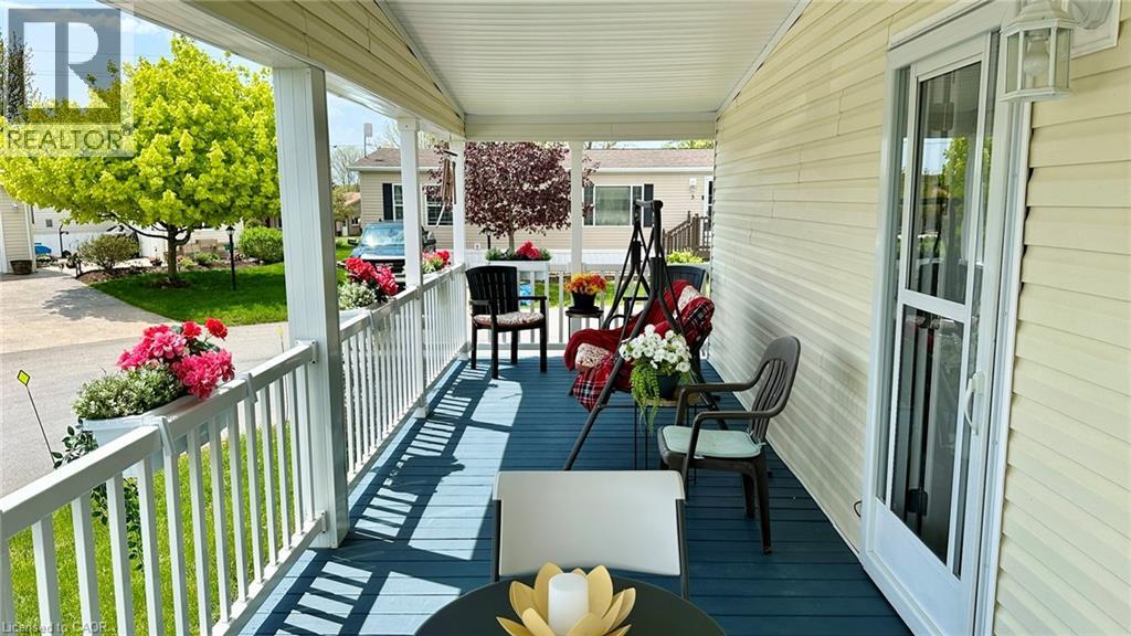 4 CRICKLEWOOD Crescent - 5