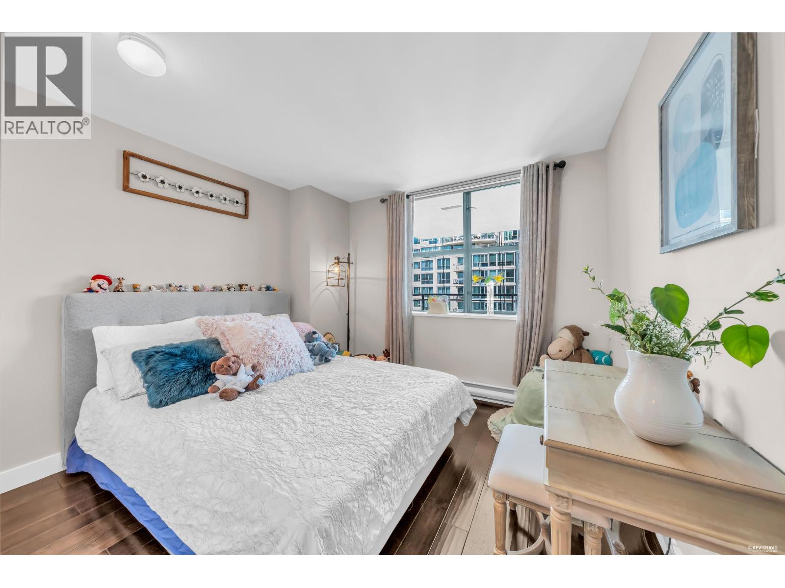 2 Bed, 2 Bath House for Sale in Vancouver – 1904 1088 QUEBEC STREET, Vancouver – MLS# R3145621 - Image 18
