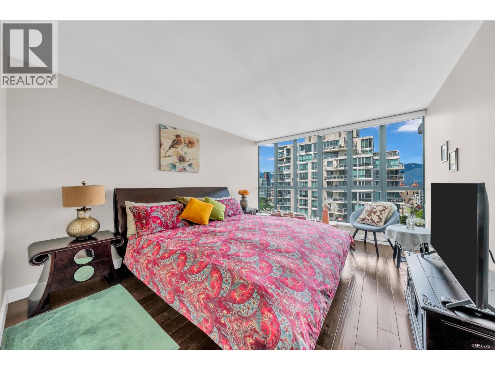 2 Bed, 2 Bath House for Sale in Vancouver – 1904 1088 QUEBEC STREET, Vancouver – MLS# R3145621 - Image 16