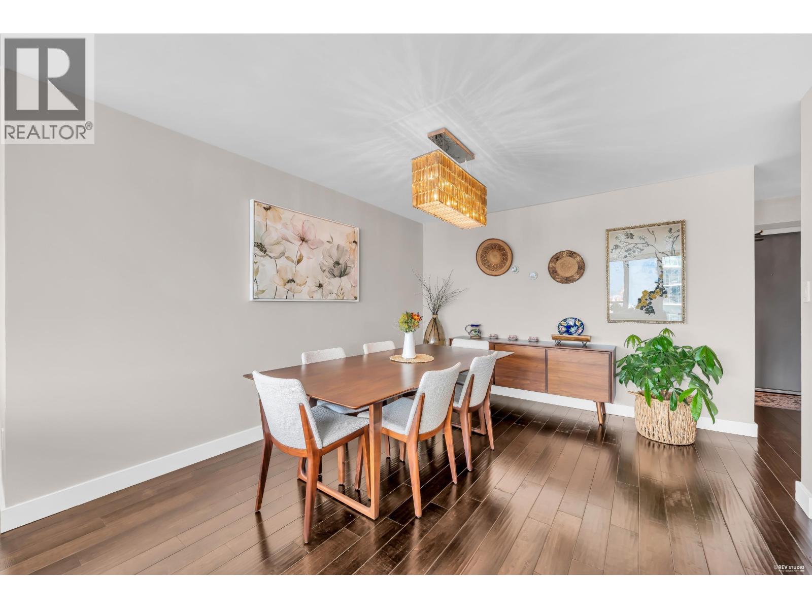 2 Bed, 2 Bath House for Sale in Vancouver – 1904 1088 QUEBEC STREET, Vancouver – MLS# R3145621 - Image 9